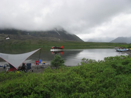 Floaters getting dropped off at Kanektok Lake.